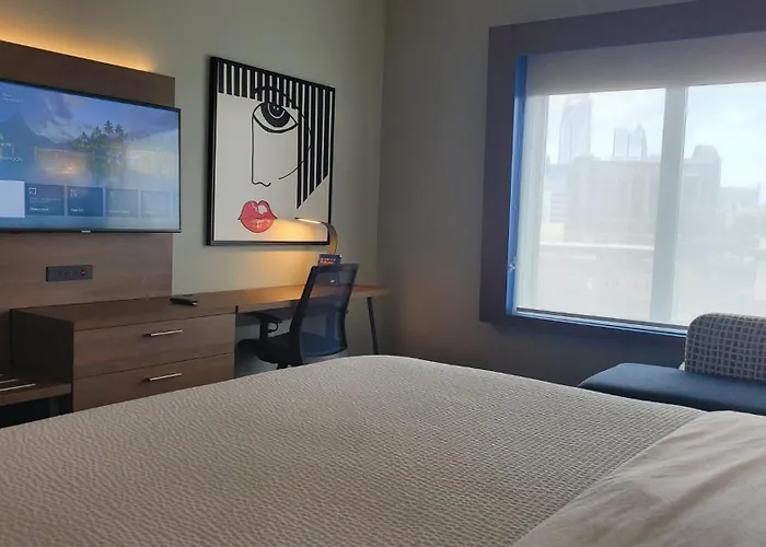 Holiday Inn Express & Suites - Charlotte - South End By Ihg